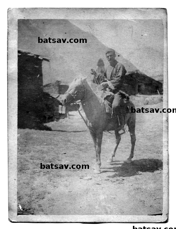 photographs of bats tsova-tush people from tusheti in Georgia