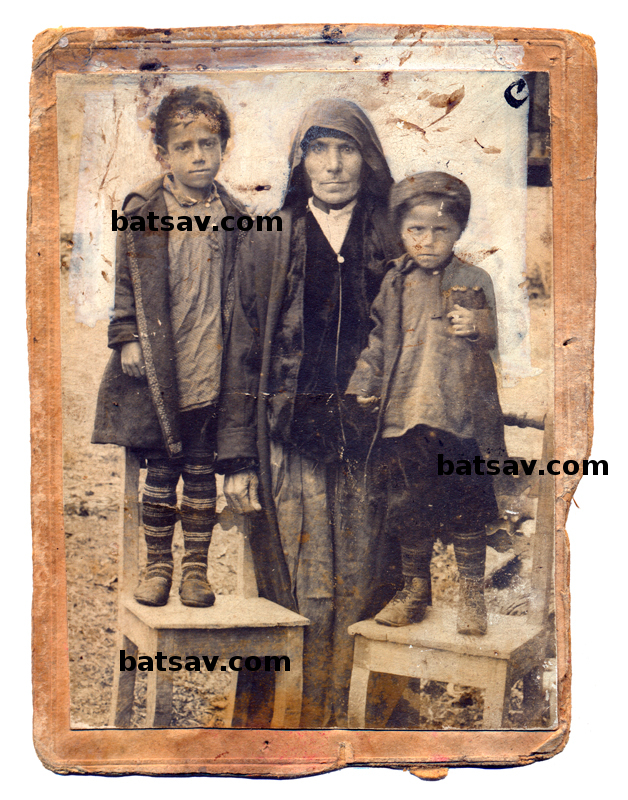 photographs of bats tsova-tush people from tusheti in Georgia