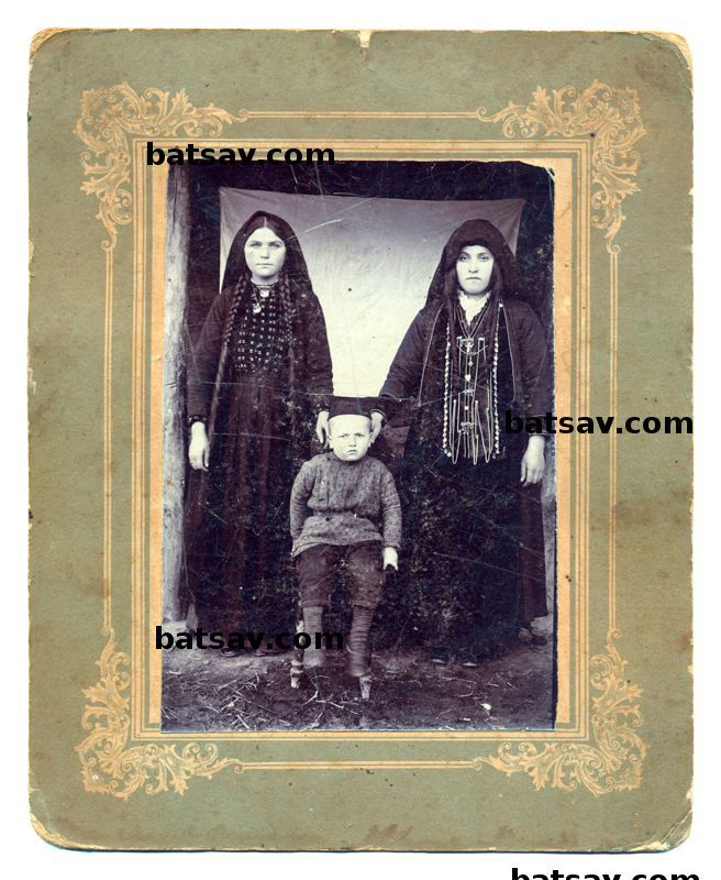 photographs of bats tsova-tush people from tusheti in Georgia