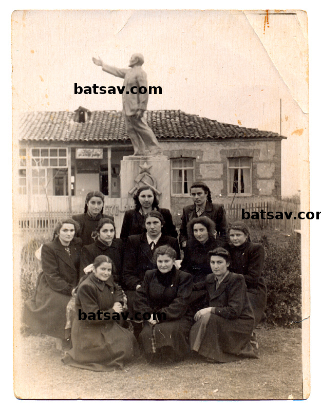 photographs of bats tsova-tush people from tusheti in Georgia